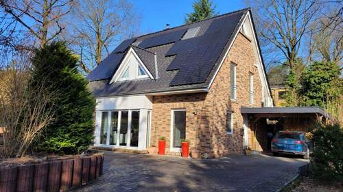 Bild 1 - Einfamilienhaus zentral und im Grünen