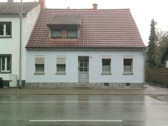 Hausfront - Einseitig angebautes Einfamilienhaus in St.Ingbert zu verkaufen!