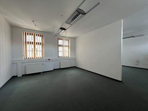 Büro im OG - 