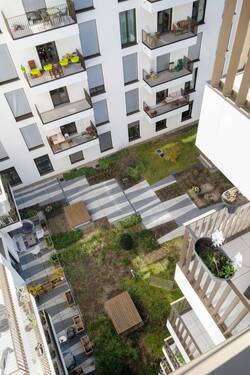 Blick in den Gartenhof - 