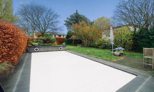 Beheizbarer Außenpool 9x4m - 4 Zimmer Einfamilienhaus zum Kaufen in Meerbusch