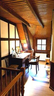 oberer Flur mit Büro - 