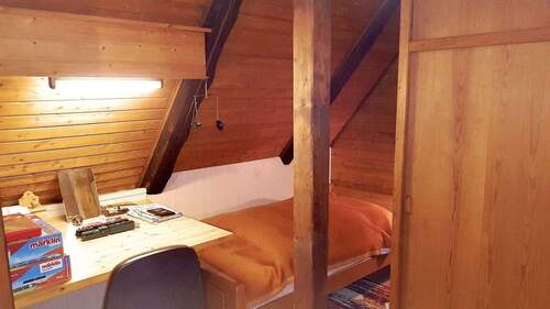 Kinderzimmer mit Einbauschrank - 