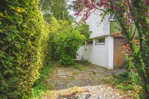 Stellplatz - 5 Zimmer Einfamilienhaus zum Kaufen in Aachen