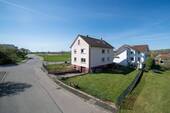 Start 1 - 6 Zimmer Mehrfamilienhaus, Wohnhaus zum Kaufen in Tengen
