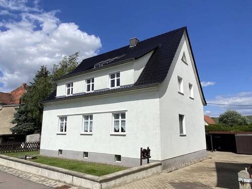 Bild1 - PROVISIONSFREI! Attraktives Ein- bis Zweifamilienhaus mit individuellen Möglichkeiten, in Staucha bei Riesa!