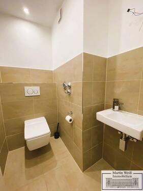Blick zum sep. WC - 