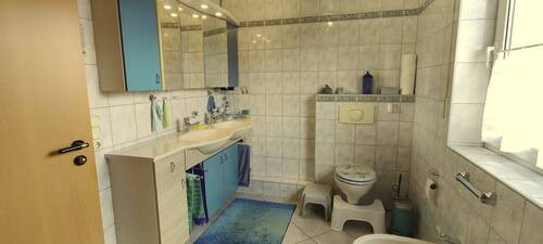 14. OG-Badezimmer 1.jpg - 
