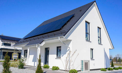 geschosser-SH-150-FS-MH-Dresden-Hauseingangsseite - 5 Zimmer Einfamilienhaus in Kitzscher / Thierbach