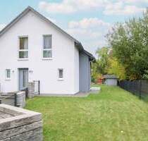 Ankommen, aufblühen, wohlfühlen - schönes Einfamilienhaus mit Herz und Garten - Neu-Anspach