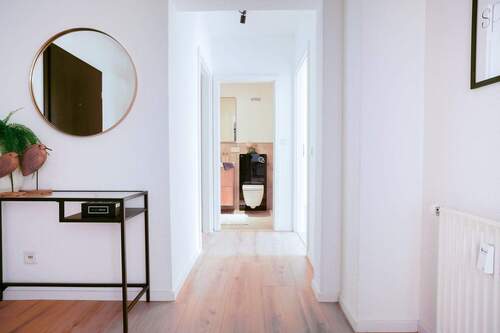 Eingangsbereich - Bild 3.jpg - Etagenwohnung mit 70,40 m² in Saarbrücken zum Kaufen