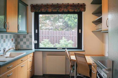 Küche - Gepflegtes 5-Zi.-Zuhause mit Garten, Garage und 2 Freistellplätzen in Delmenhorst