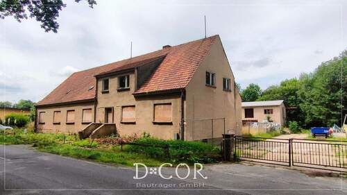 Ostseite - 1 Zimmer Mehrfamilienhaus, Wohnhaus in Bischofswerda