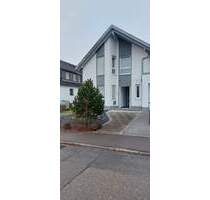 Haus in ruhiger Lage mit Swimmigpool - Ebhausen Ebershardt