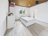 Schlafzimmer 1.OG - 