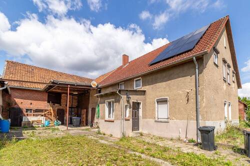 Außenansicht - Schnäppchenhäuser Sachsen Anhalt. Haus In Sachsen Anhalt Kaufen. Hausverkauf Sachsen Anhalt.