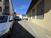 Einfahrt Parkplätze - 