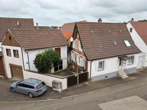 Ansicht - 4 Zimmer Einfamilienhaus in Kraichtal