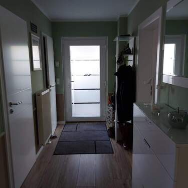 Eingang - 5 Zimmer Einfamilienhaus zum Kaufen in Rehfelde