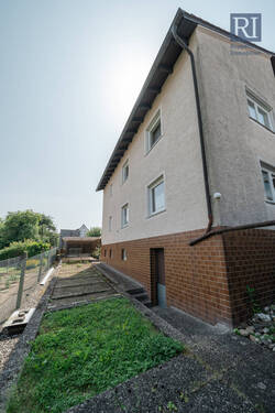 Hausansicht rück - Mehrfamilienhaus, Wohnhaus mit 188,00 m² in Eisingen zum Kaufen