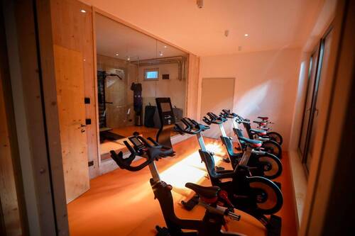 Fitnessstudio - Büro in Kösching zur Miete
