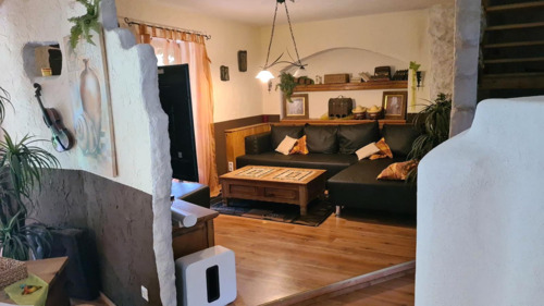 2aa1d9ca-b15d-44b9-9929-77eb0438cb3f - 