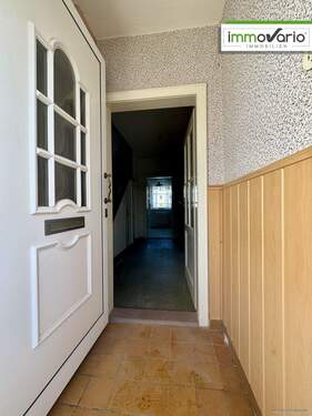 Hauseingang/ Windfang - 