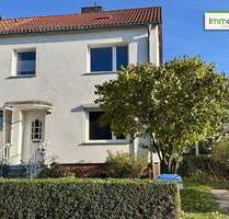 Sanierungsbedürftiges Reihenendhaus mit großem Potenzial in beliebter Lage zu verkaufen! - Magdeburg / Reform