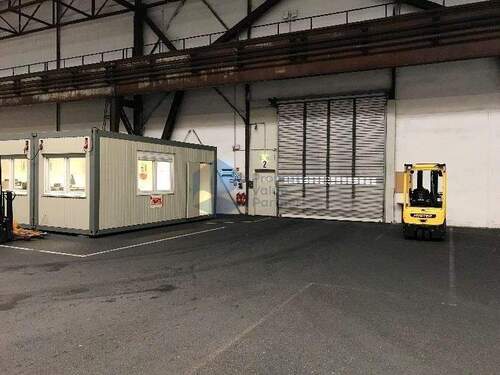 Innenansicht - Halle in Glaubitz zum Kaufen