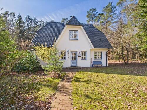 Frontal - 4 Zimmer Einfamilienhaus zum Kaufen in Jesteburg / Osterberg