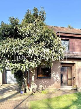 Außenansicht - Mehrfamilienhaus, Wohnhaus mit 99,00 m&sup2; in Duisburg zum Kaufen