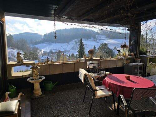 überdachte Terrasse mit Ausblick - 