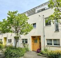 *Sehr schönes und energetisch zukunftssicheres Reihenmittelhaus in beliebter Lage* - Dresden Klotzsche
