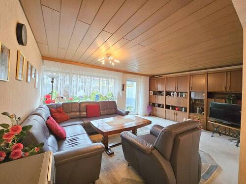 Wohnzimmer, Original - Reihenmittelhaus mit 100,00 m&sup2; in Burlafingen zum Kaufen