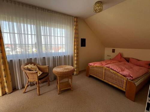 Kinder- oder Gästezimmer mit Bad OG - 