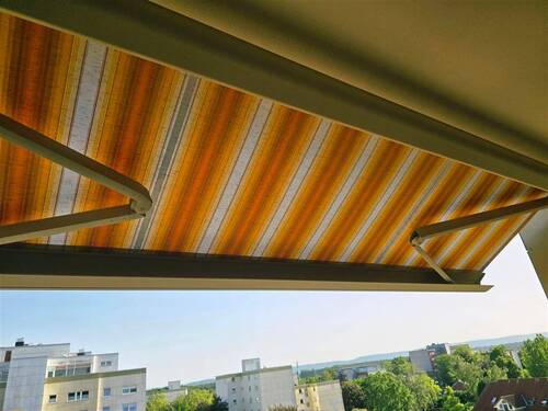 Loggia mit Markise - 