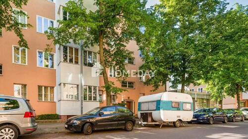 Außenansicht 2 - Altbaucharme unter dem Dach - 3 Zimmer mit besonderem Wohngefühl