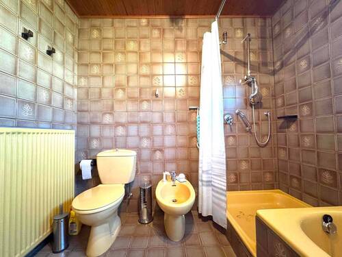 Hauptbad mit ... - 