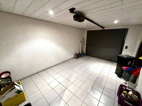 Garage - 