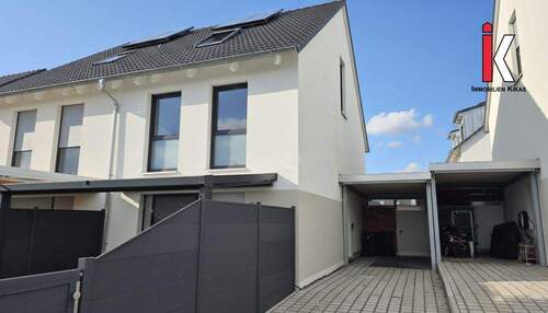 Bild 1 - Neuwertig, ruhig und modern für Anspruchsvolle! Doppelhaushälfte in Weil im Schönbuch-Neuweiler