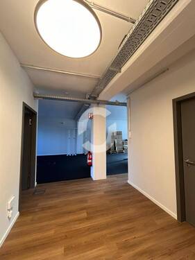 PHOTO - Büro in Stuttgart