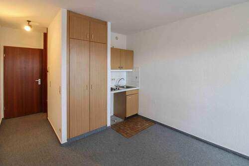 Flur und Küche - Einfamilienhaus in Mainz zum Kaufen