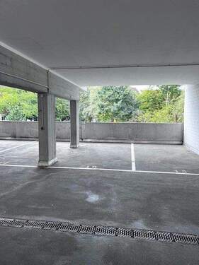 Stellplatz auf Parkpalette - 