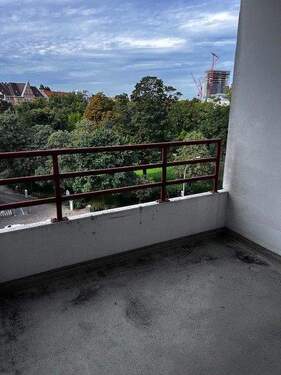 Balkon - 2 Zimmer Etagenwohnung zum Kaufen in Berlin