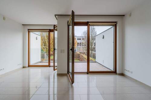 Wohnzimmer Blick Terrasse 1.OG - 