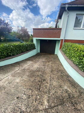 Zufahrt Garage - 