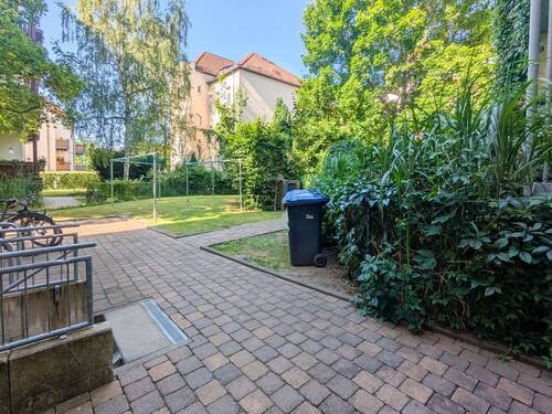 Hinterhof - 
