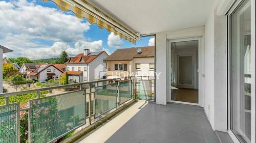 Loggia 1 - 4 Zimmer Etagenwohnung zum Kaufen in Maulburg