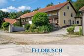 Cover Haus Logo - Tradition trifft Natur - Bauernhaus mit großzügigen Flächen von 74.400 m² für Pferdehaltung und Landwirtschaft