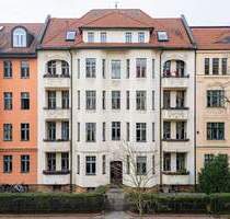 Heritage Living at Sanssouci - A Six-Room Family Home in Potsdam West